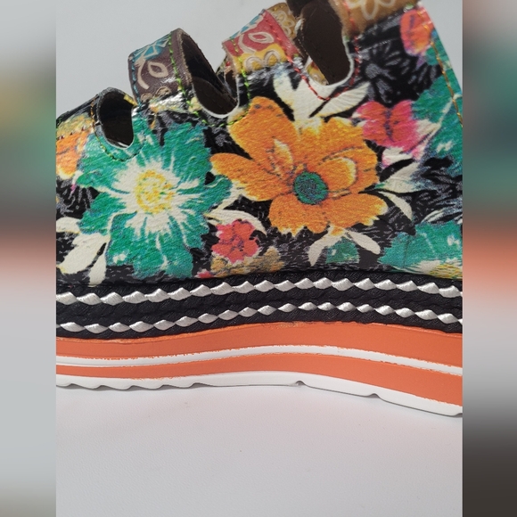 NWT L'Artiste Spring Step Zazzera Sandals Floral Leather Size EU 37/ US 6.5 - Picture 11 of 13